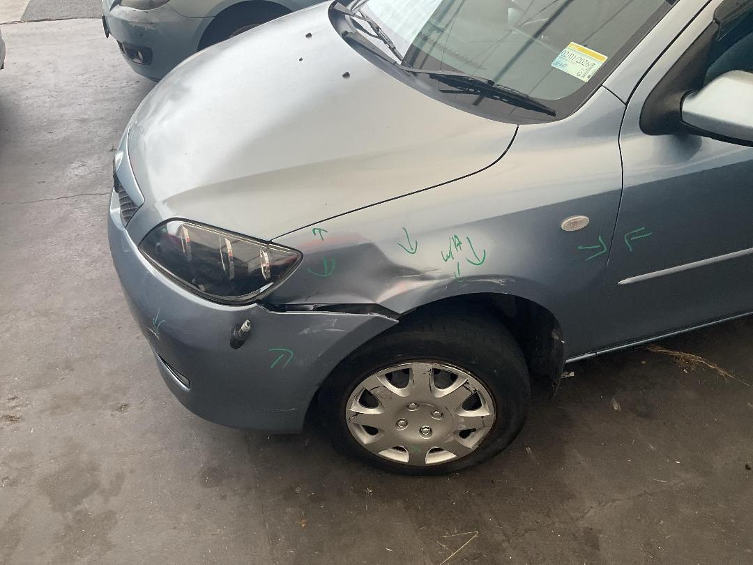 Photo '7' of Mazda Demio Photo '7' of Mazda Demio