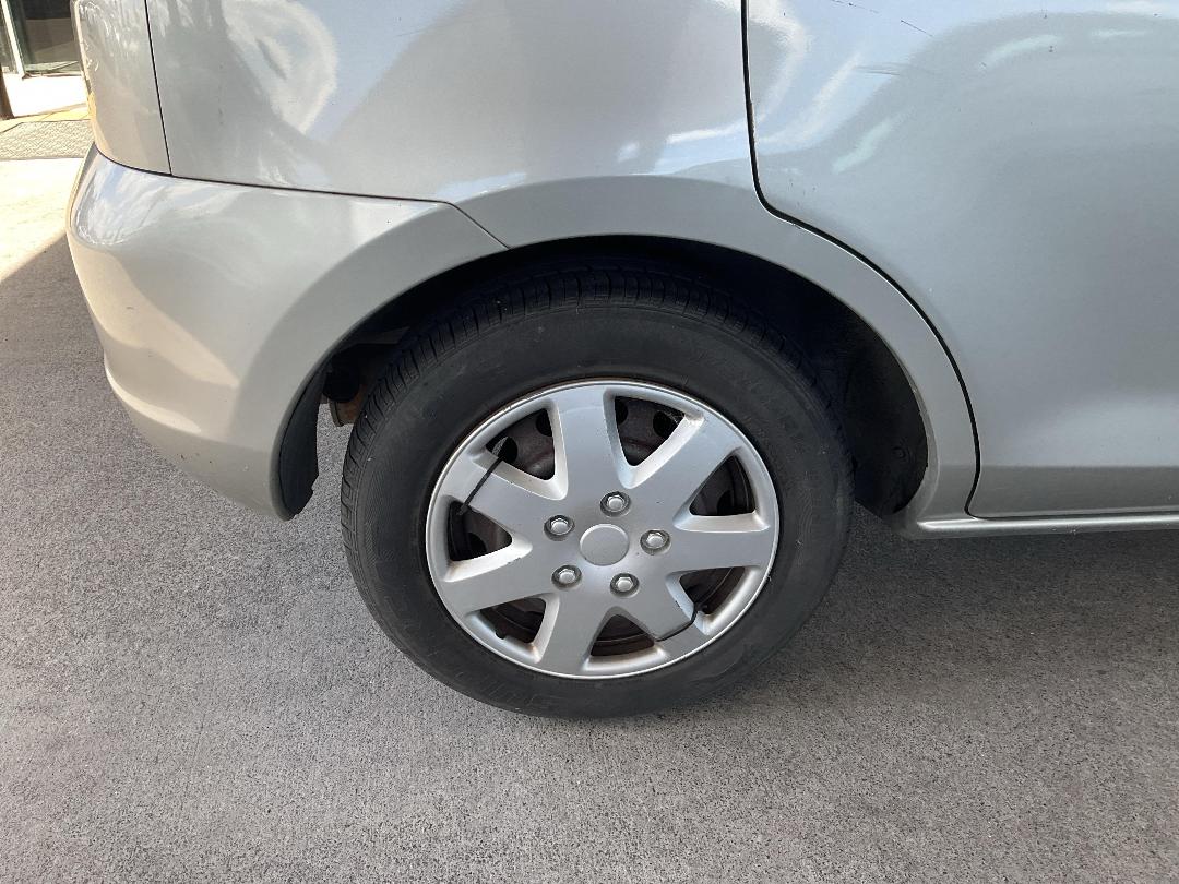 Photo '11' of Mazda Demio