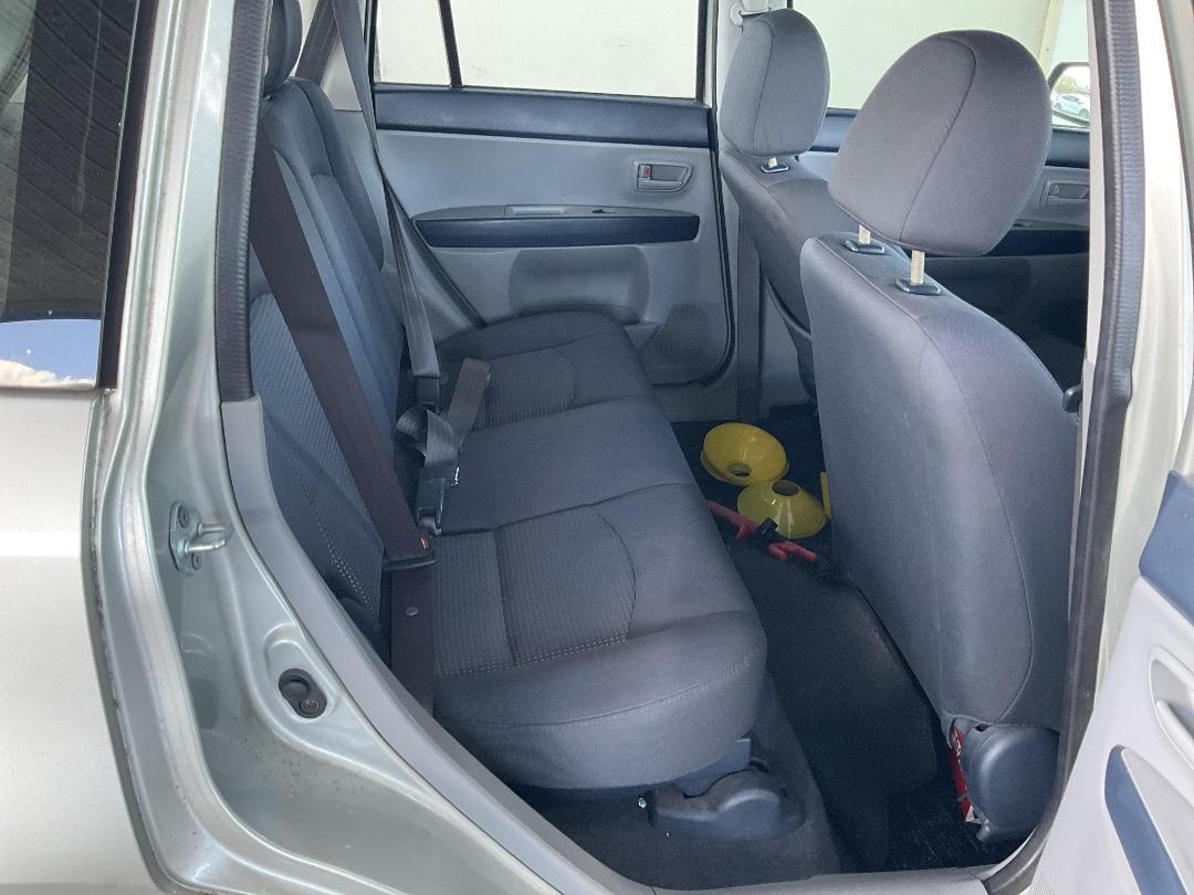 Photo '16' of Mazda Demio