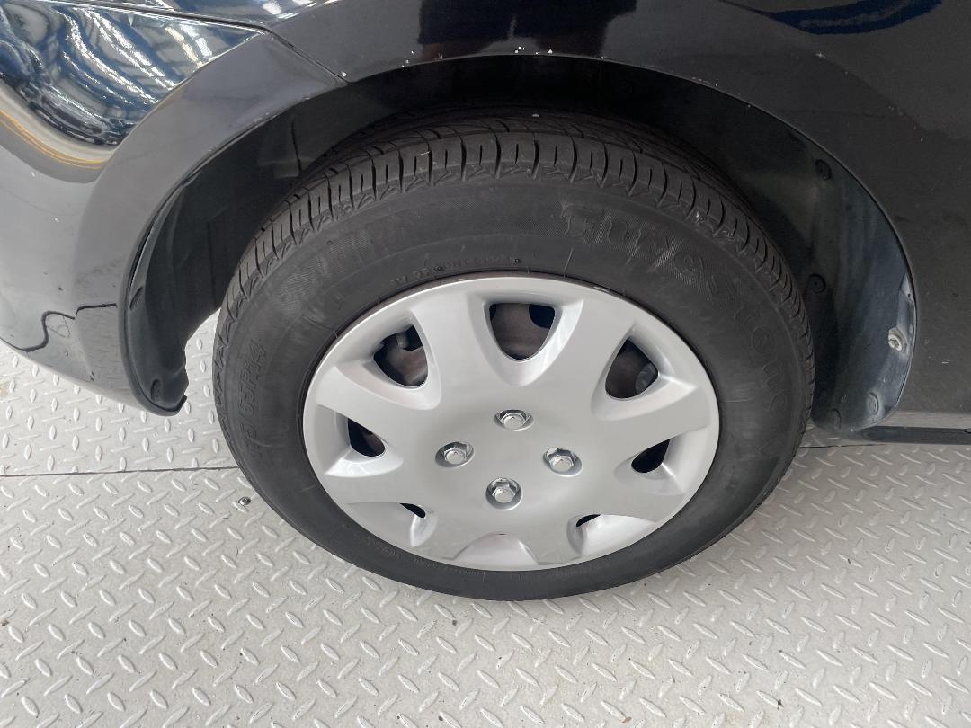 Photo '10' of Mazda Demio Photo '10' of Mazda Demio