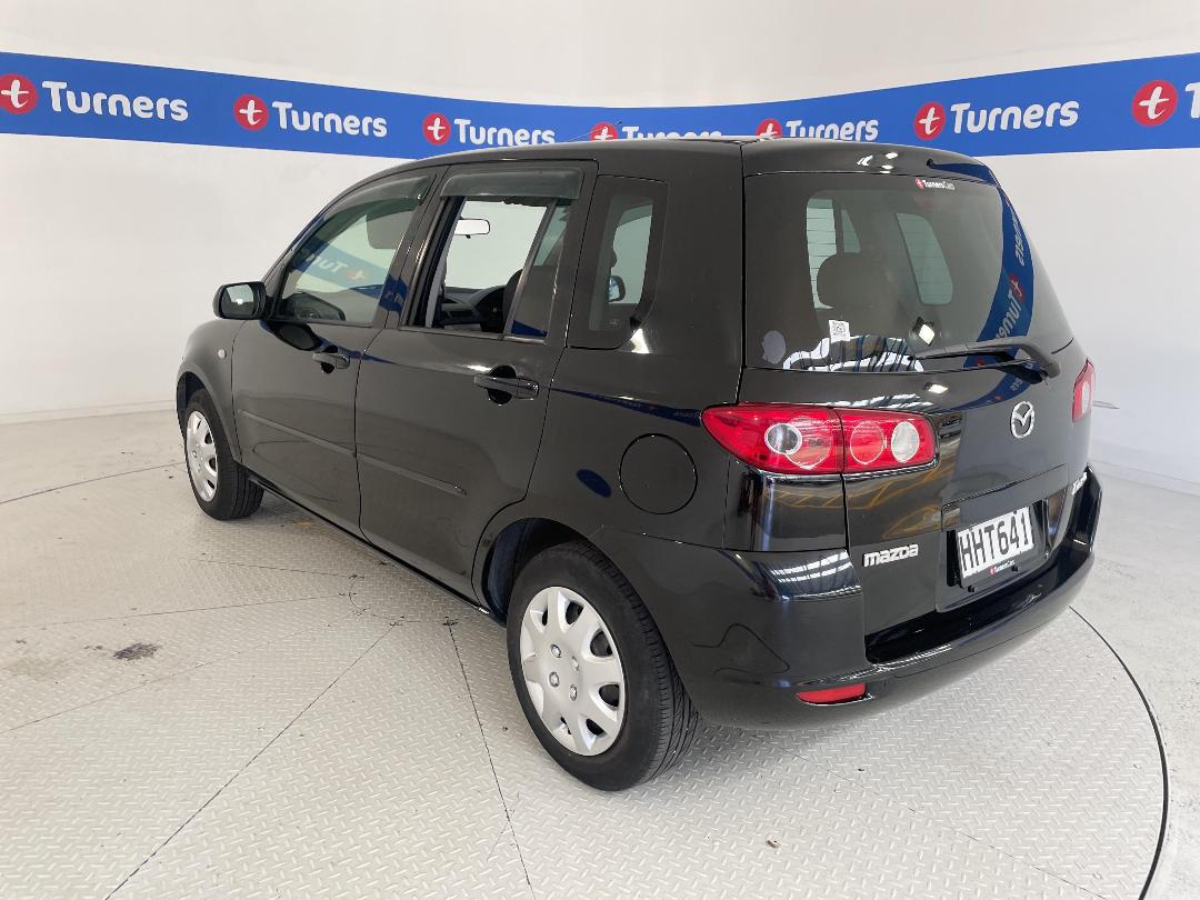 Photo '5' of Mazda Demio Photo '5' of Mazda Demio