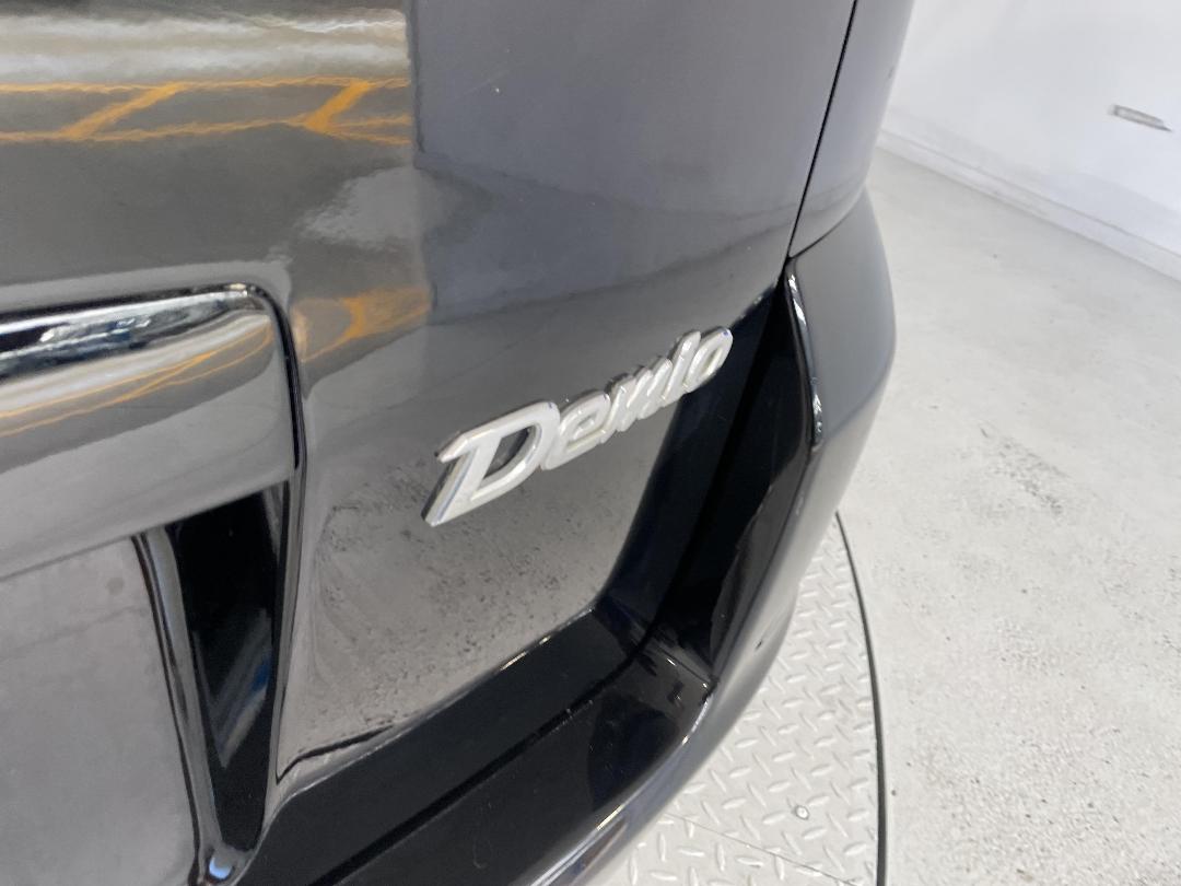 Photo '31' of Mazda Demio Photo '31' of Mazda Demio