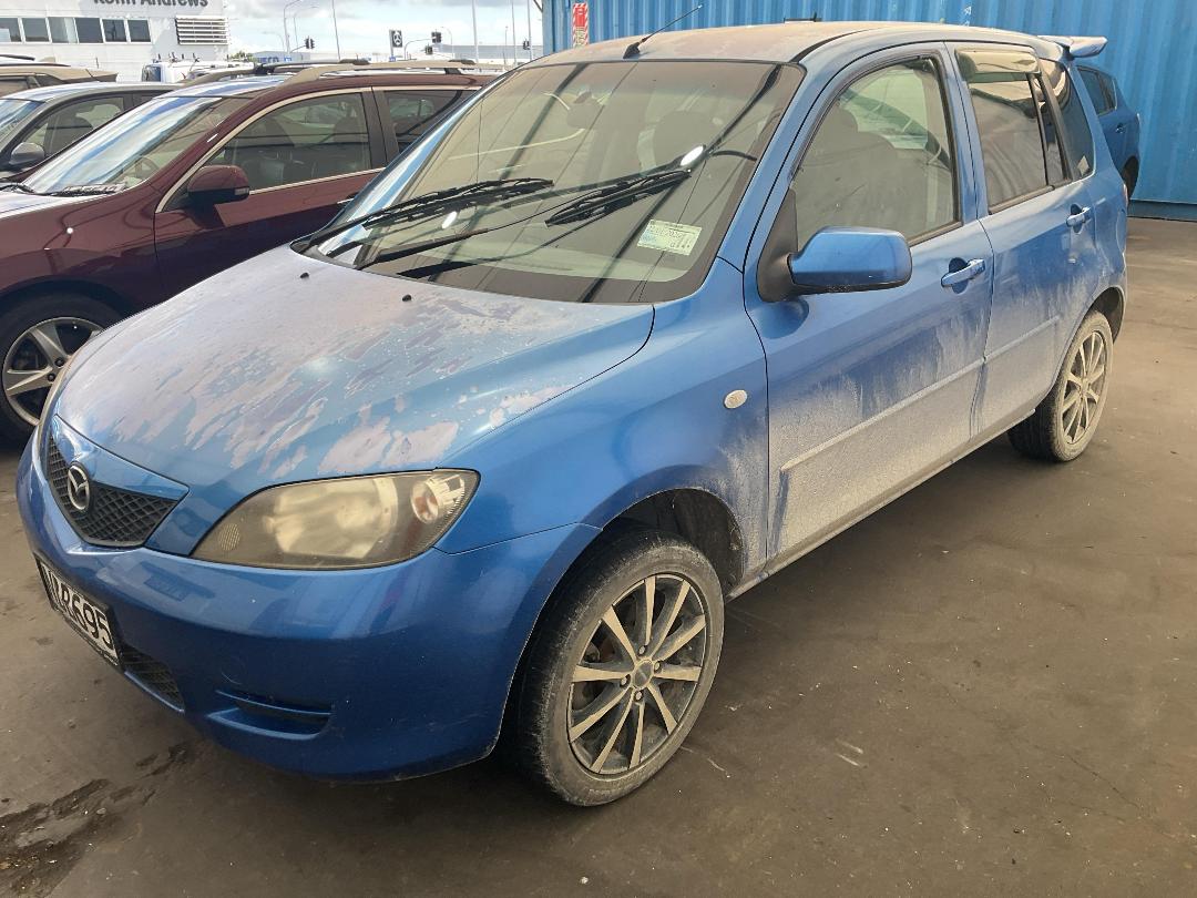 Photo '2' of Mazda Demio