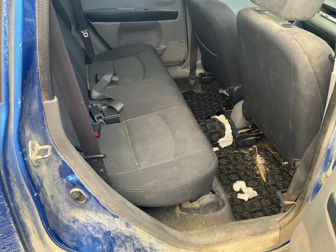 Photo '7' of Mazda Demio