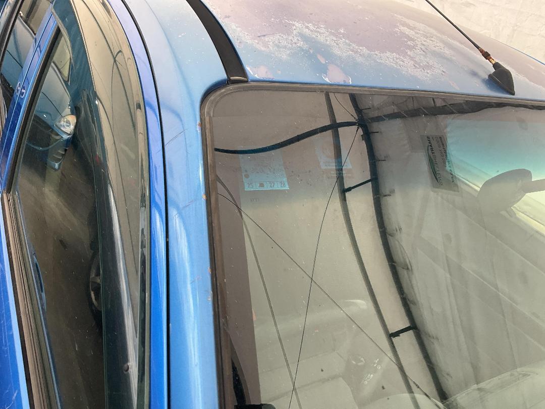 Photo '14' of Mazda Demio