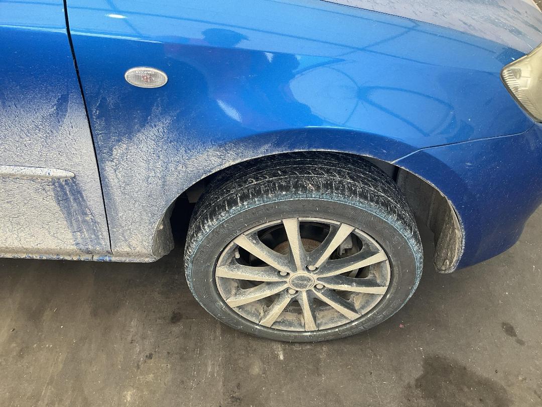 Photo '21' of Mazda Demio