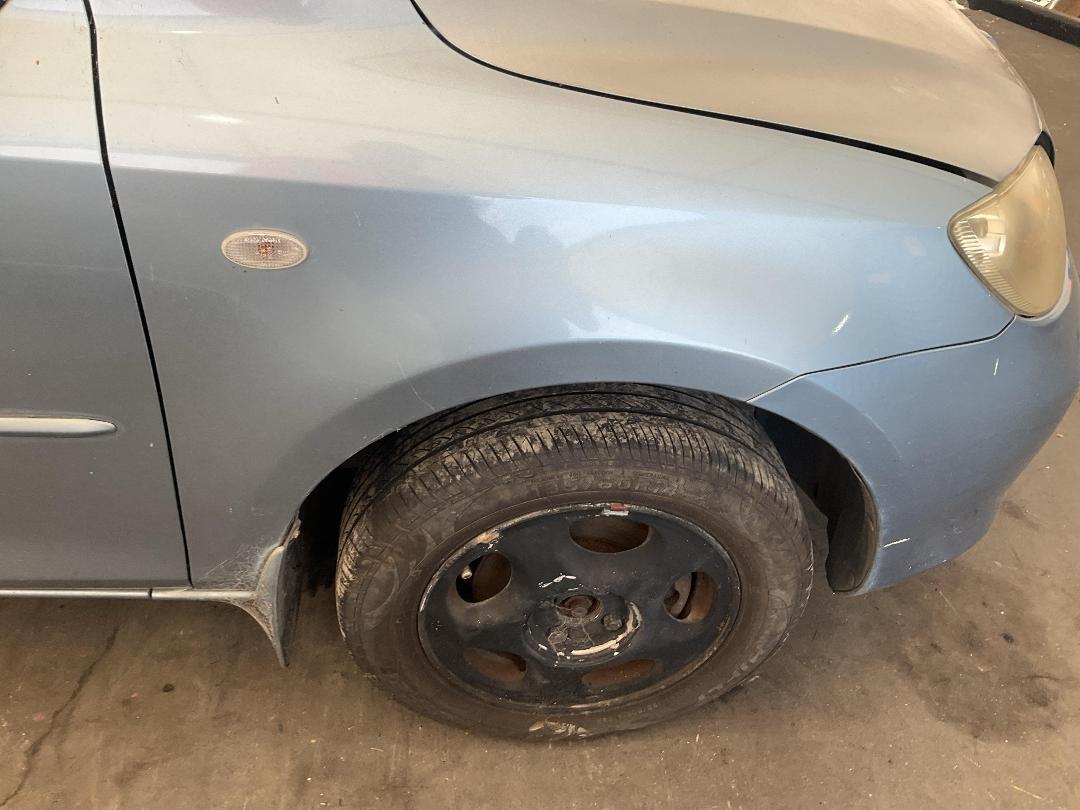 Photo '17' of Mazda Demio