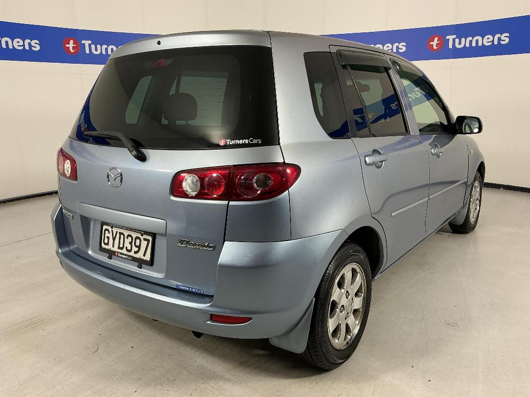 Photo '7' of Mazda Demio