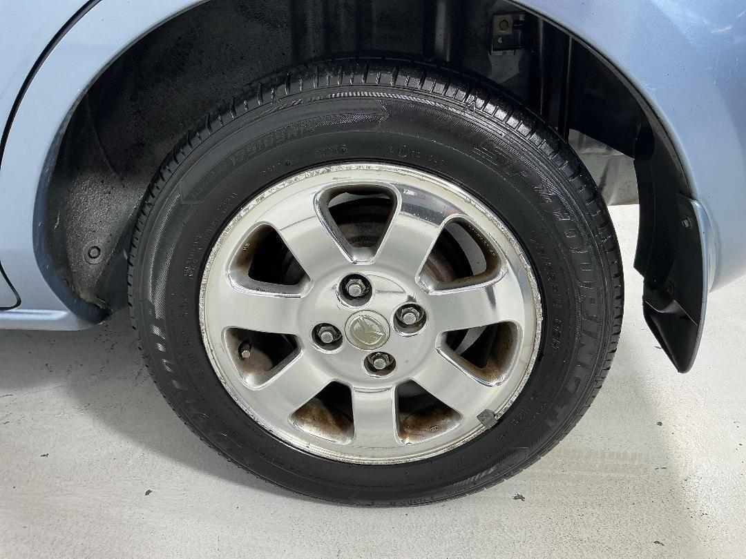 Photo '11' of Mazda Demio