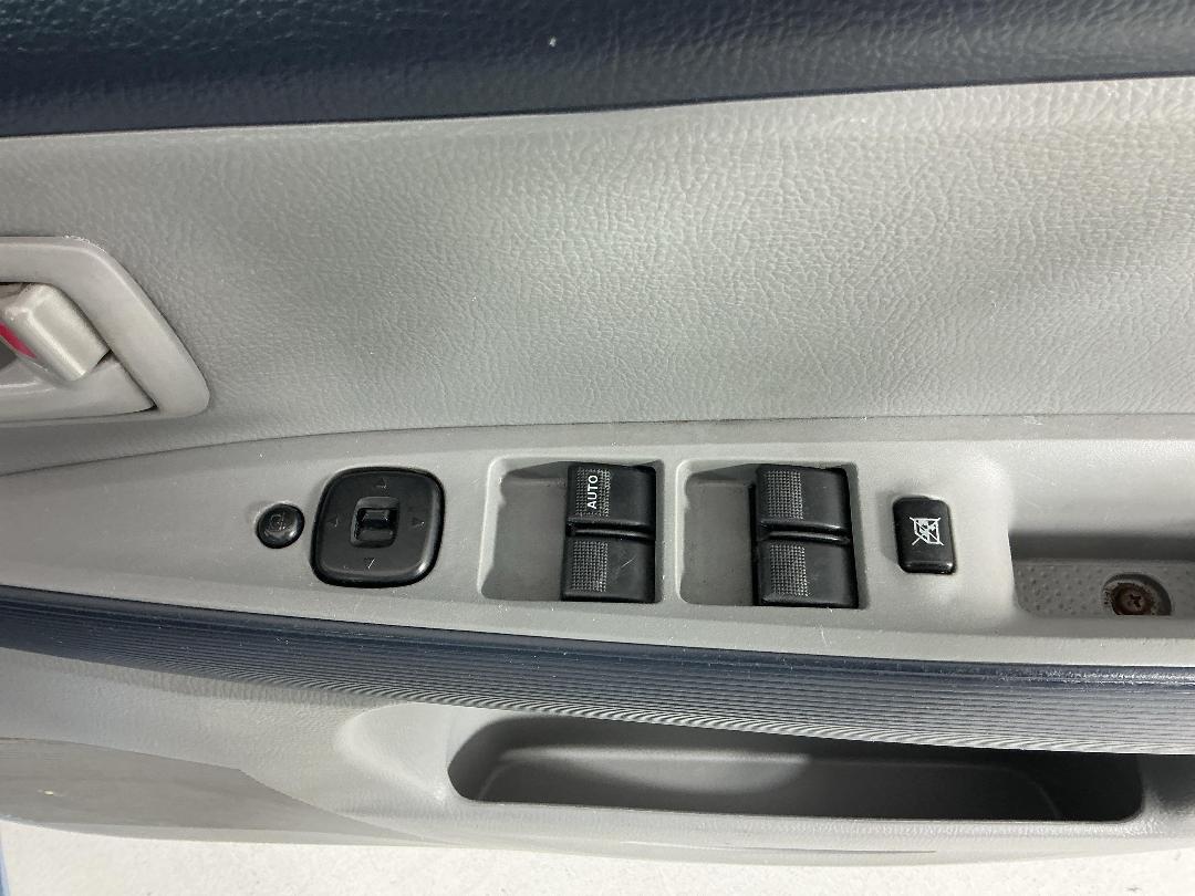 Photo '23' of Mazda Demio