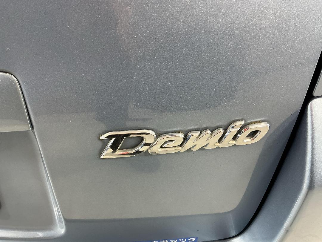 Photo '27' of Mazda Demio