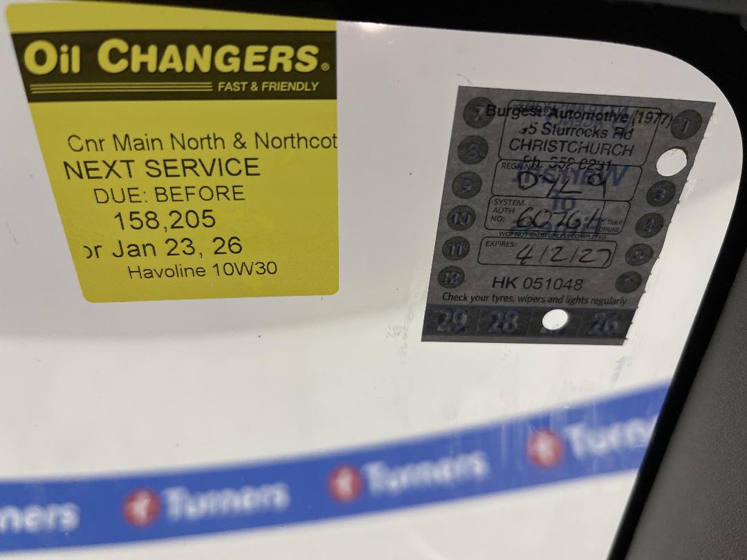 Photo '24' of Mazda Demio Photo '24' of Mazda Demio