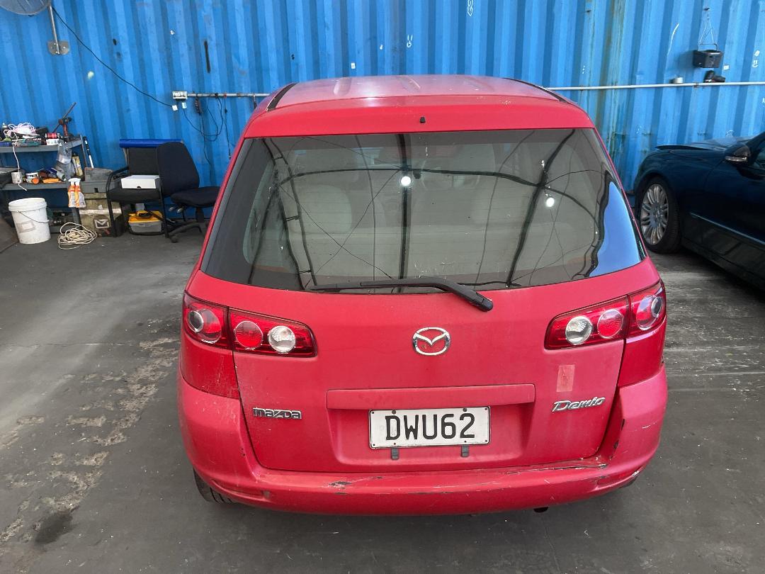 Photo '10' of Mazda Demio