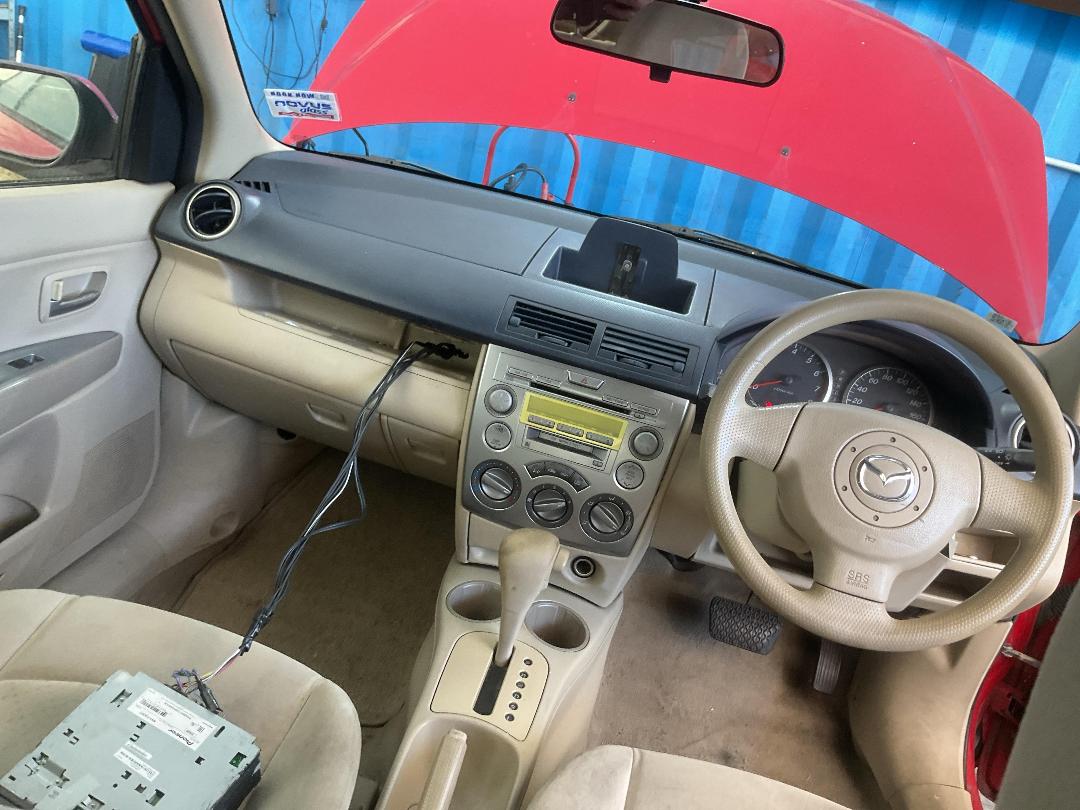 Photo '20' of Mazda Demio