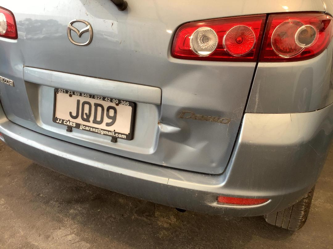 Photo '4' of Mazda Demio