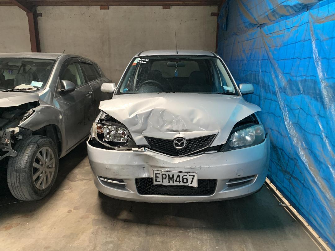 Photo '2' of Mazda Demio