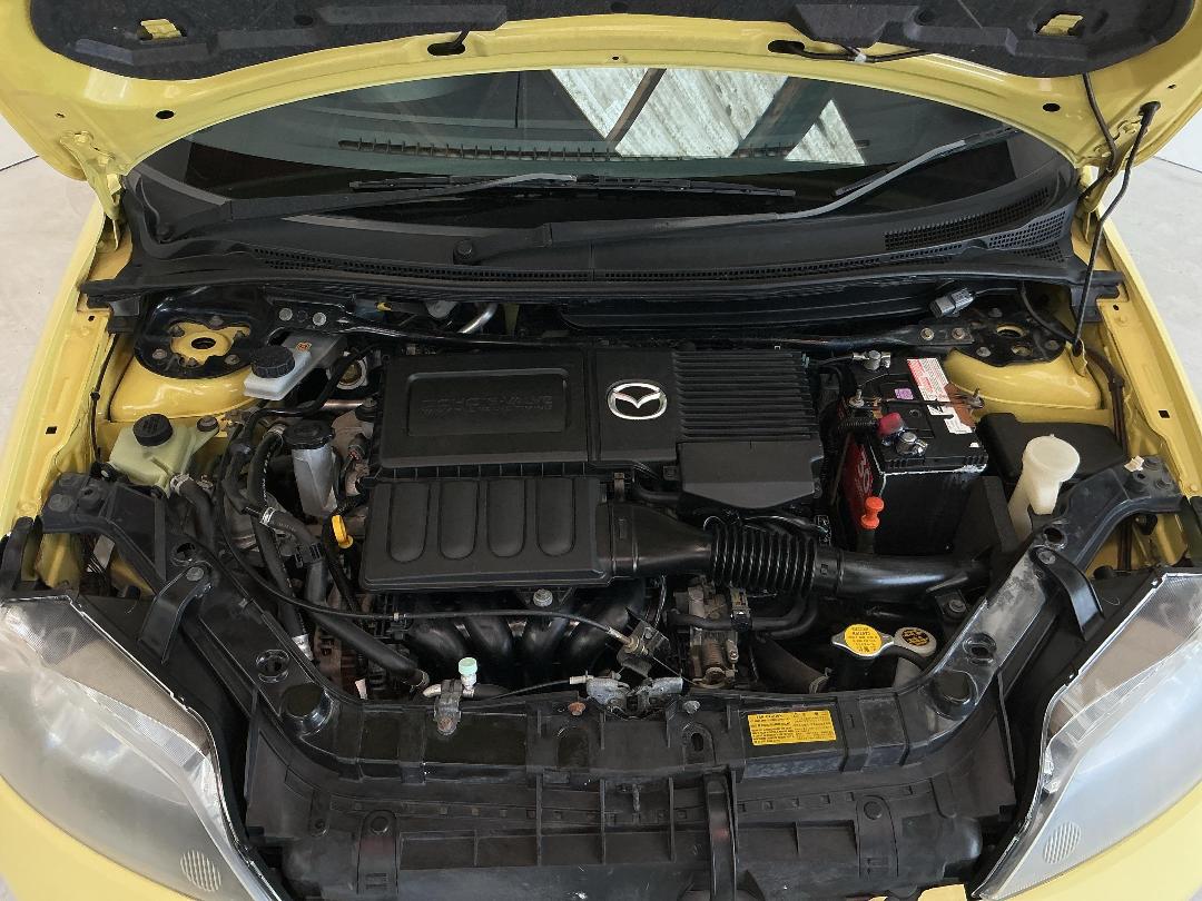 Photo '13' of Mazda Mazda2 Photo '13' of Mazda Mazda2