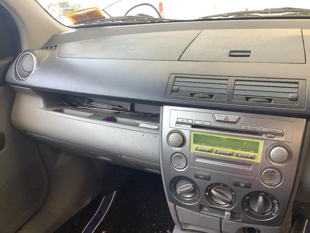 Photo '16' of Mazda Mazda2 ABS