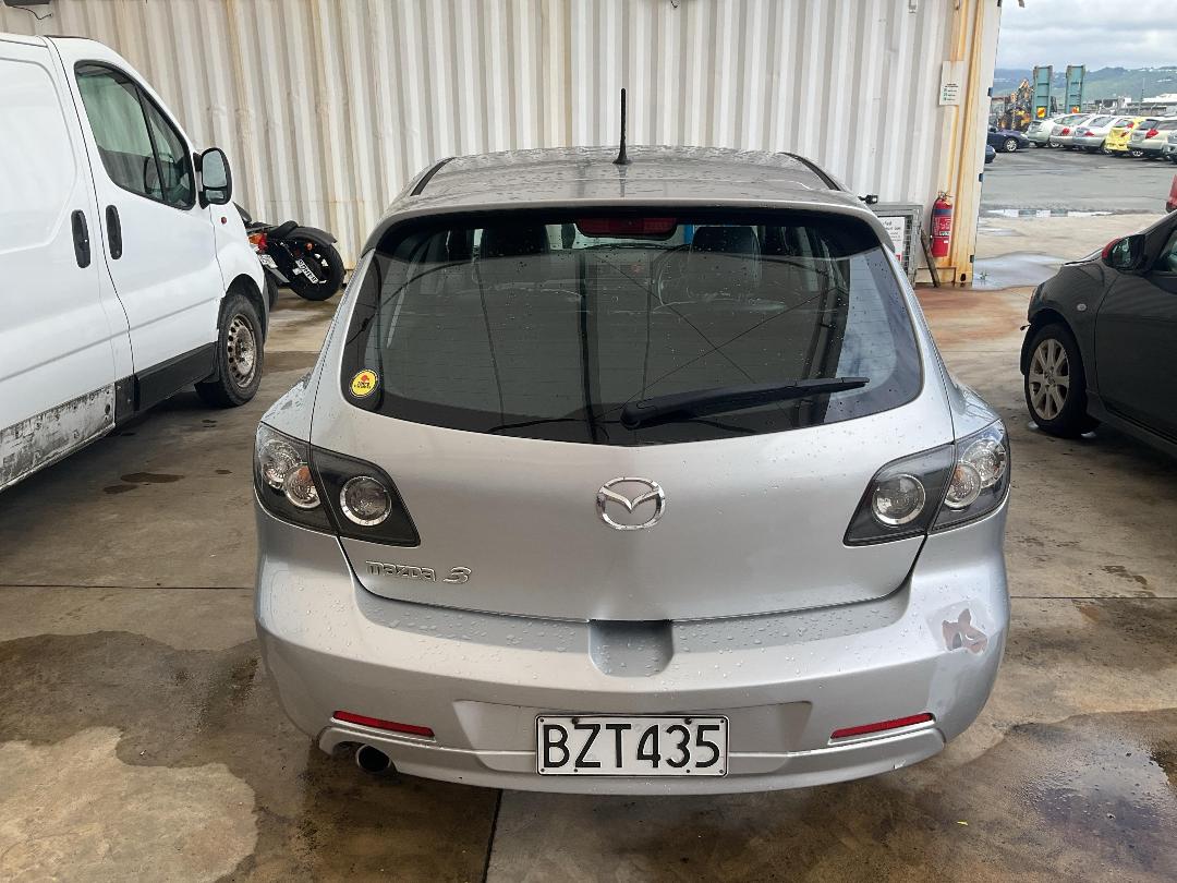 Photo '4' of Mazda Mazda3 Sporthatch SP23