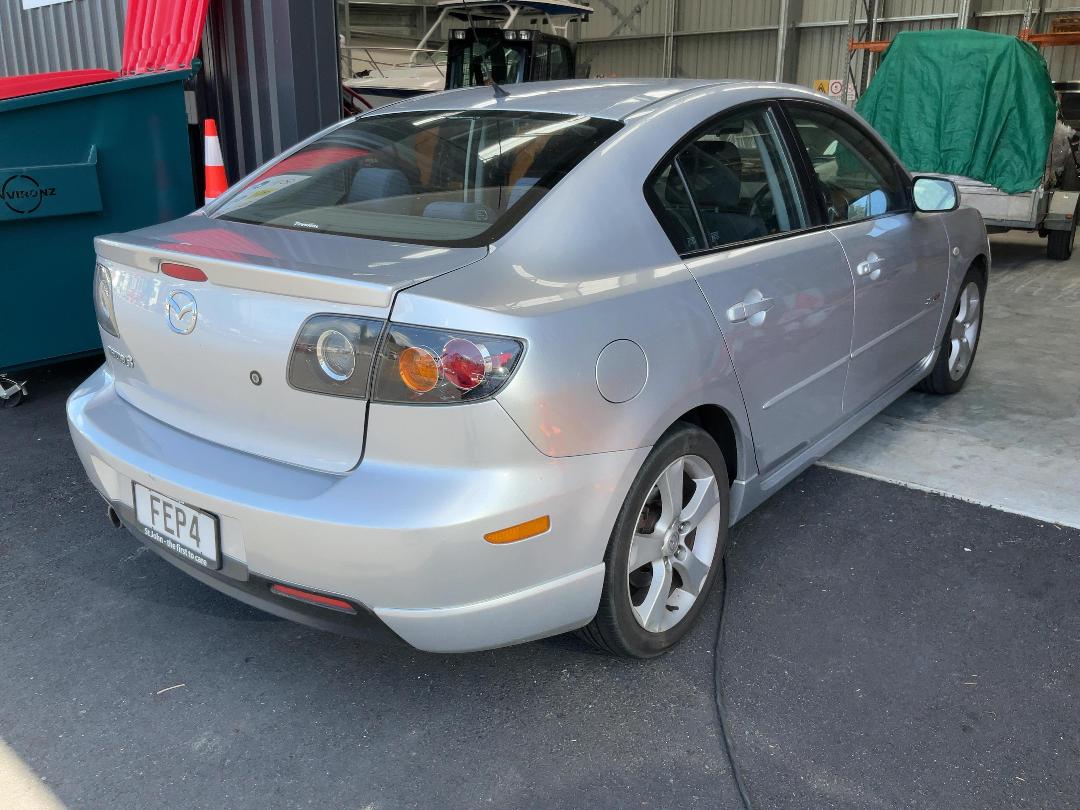 Photo '7' of Mazda Mazda3 SP23