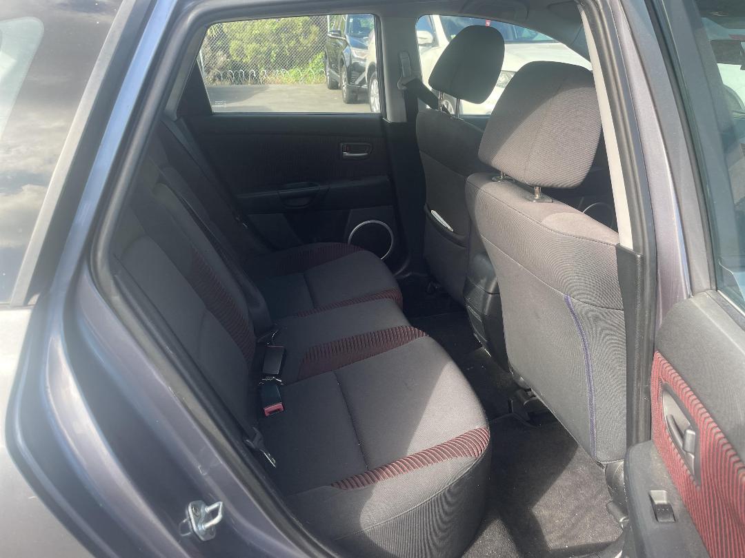 Photo '12' of Mazda Mazda3 Sporthatch SP23