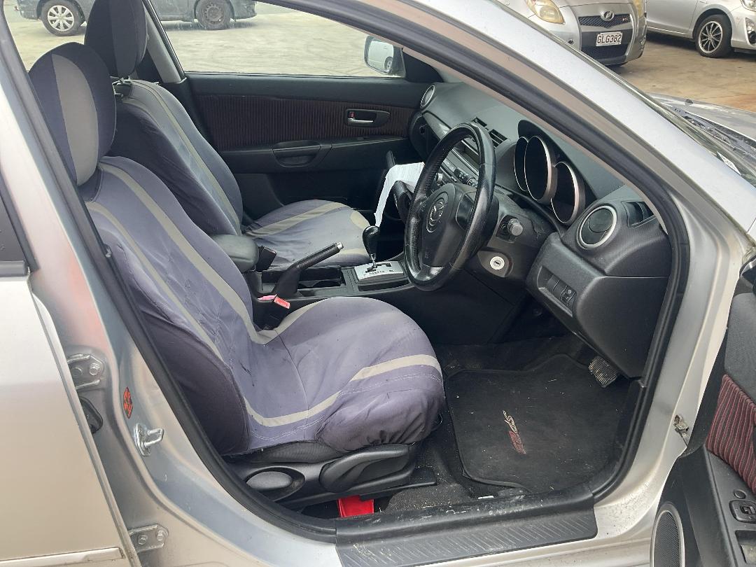 Photo '7' of Mazda Mazda3 Sporthatch SP23 Photo '7' of Mazda Mazda3 Sporthatch SP23