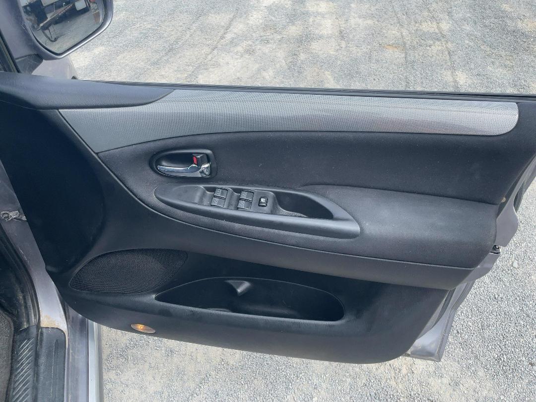 Photo '11' of Mazda MPV Motorhome