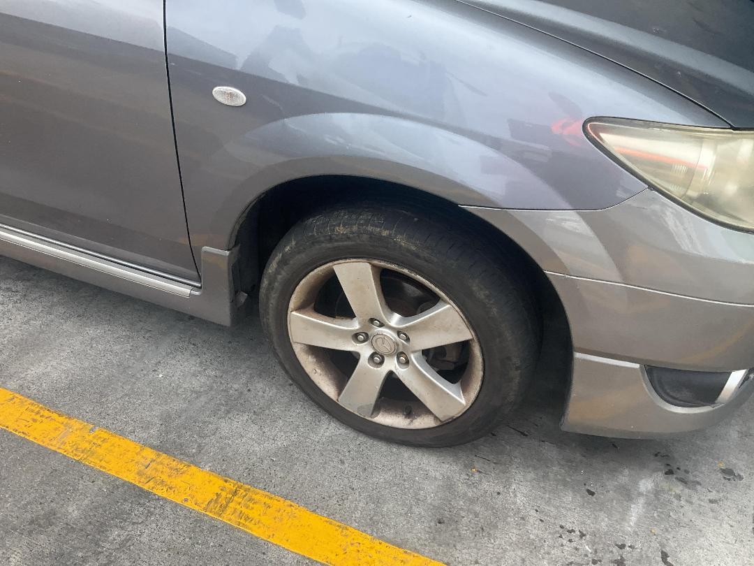 Photo '2' of Mazda MPV