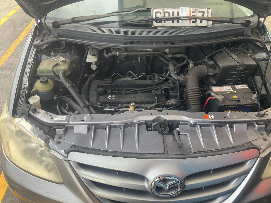 Photo '19' of Mazda MPV