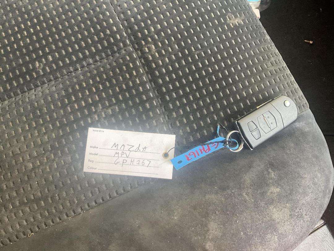 Photo '22' of Mazda MPV