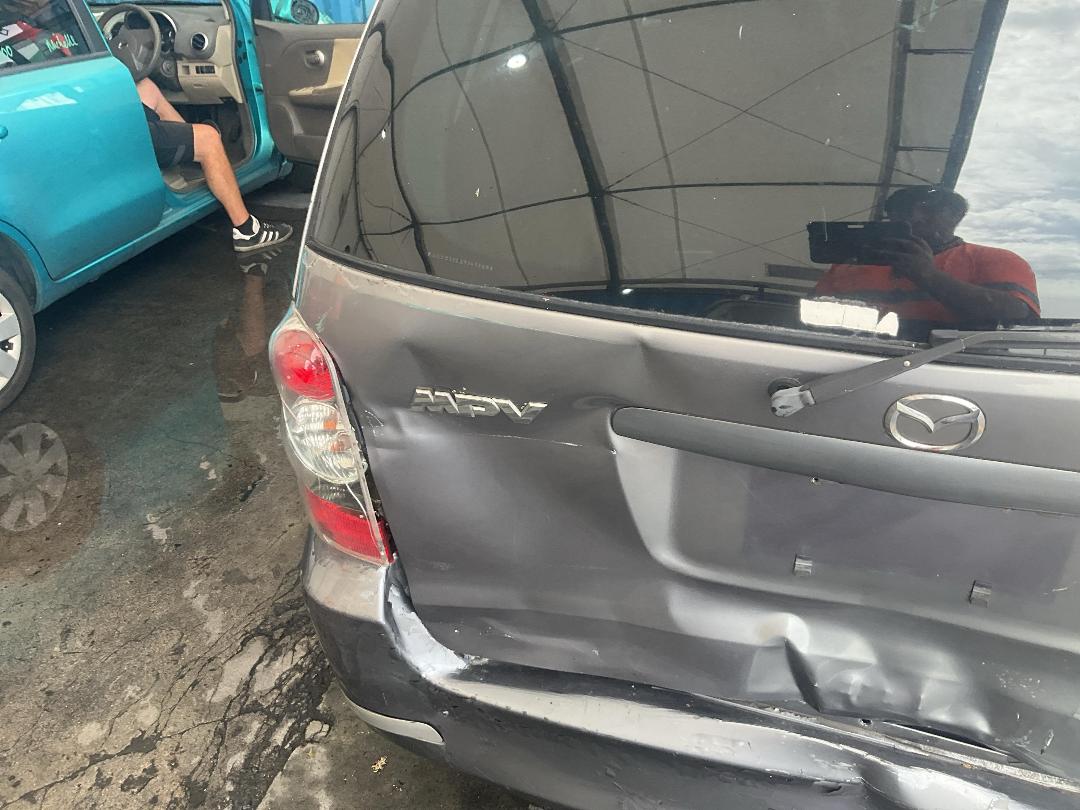 Photo '26' of Mazda MPV