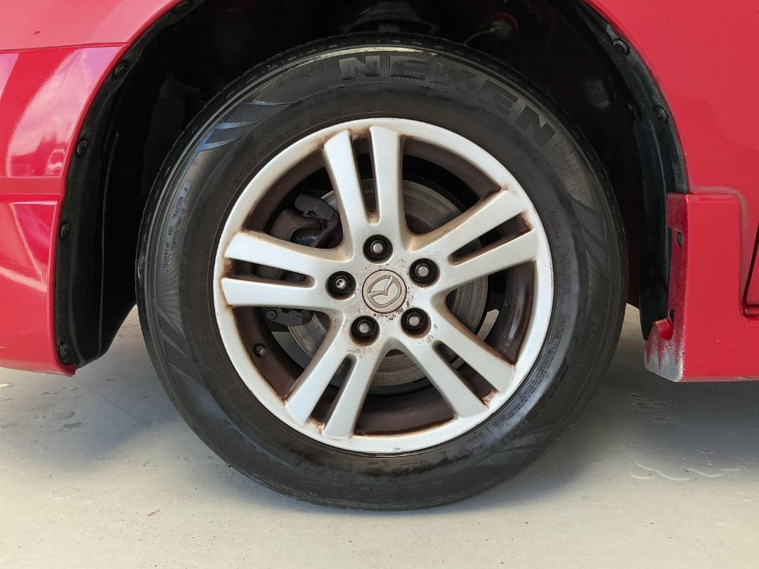 Photo '10' of Mazda MPV