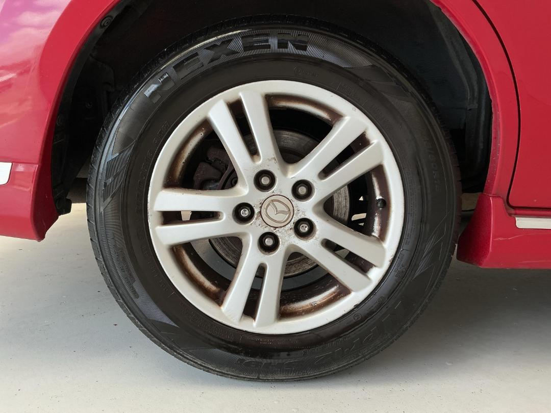 Photo '12' of Mazda MPV