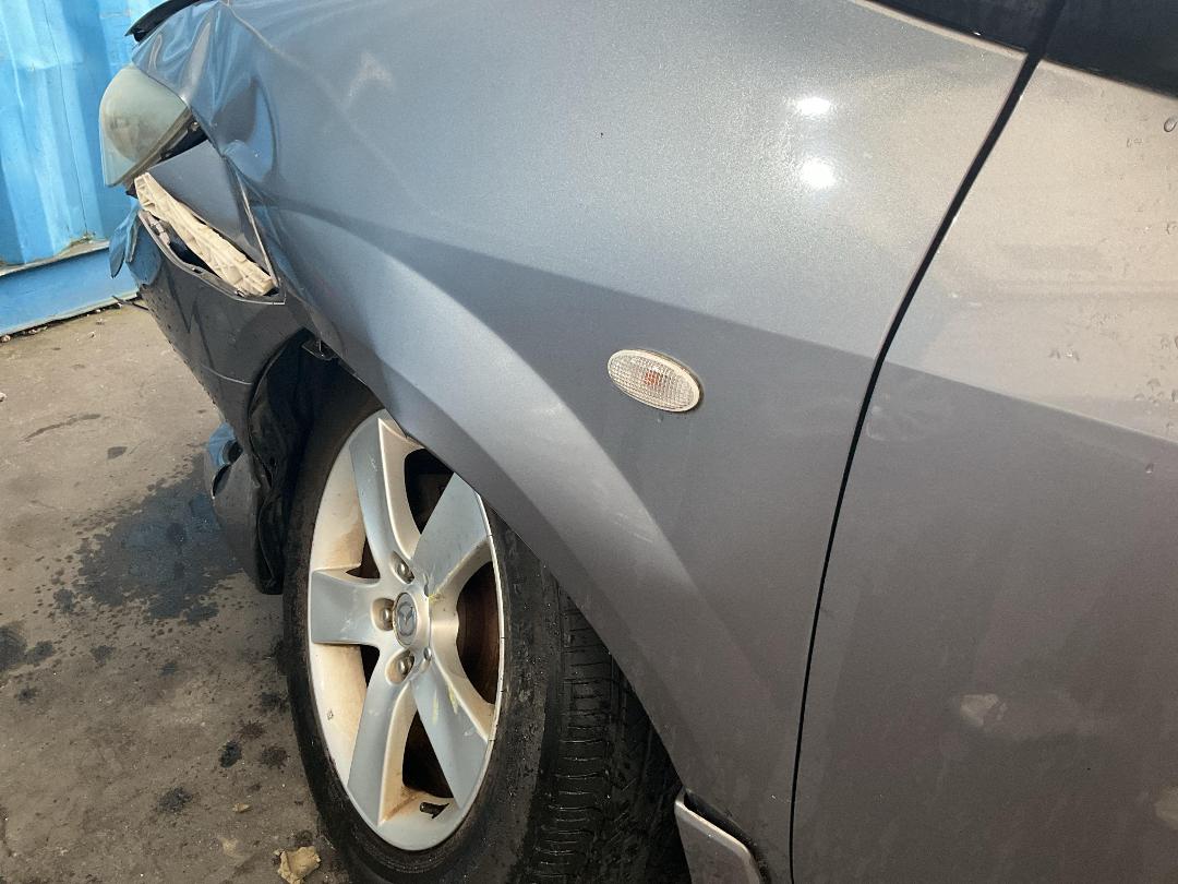 Photo '13' of Mazda MPV Photo '13' of Mazda MPV