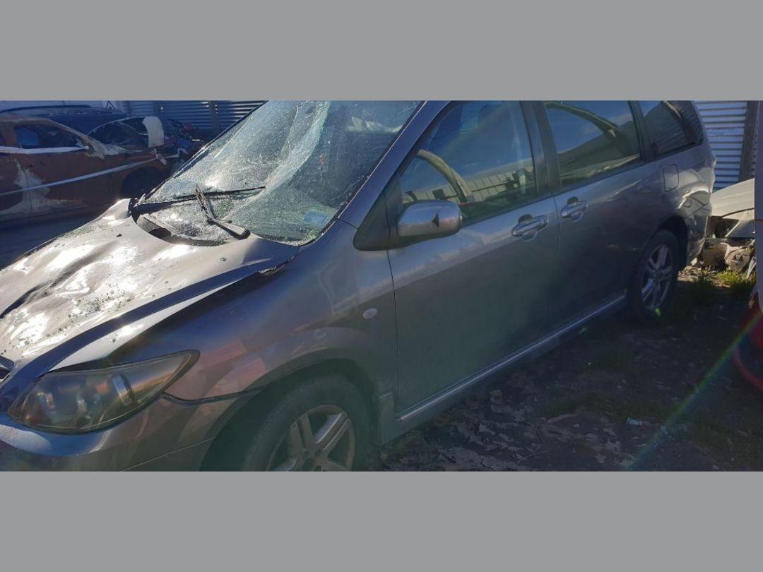 Photo '11' of Mazda MPV