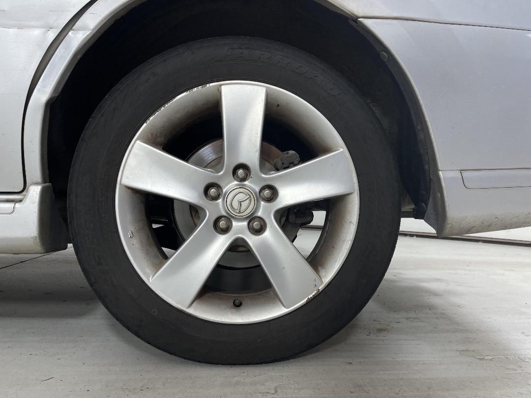 Photo '9' of Mazda MPV Photo '9' of Mazda MPV