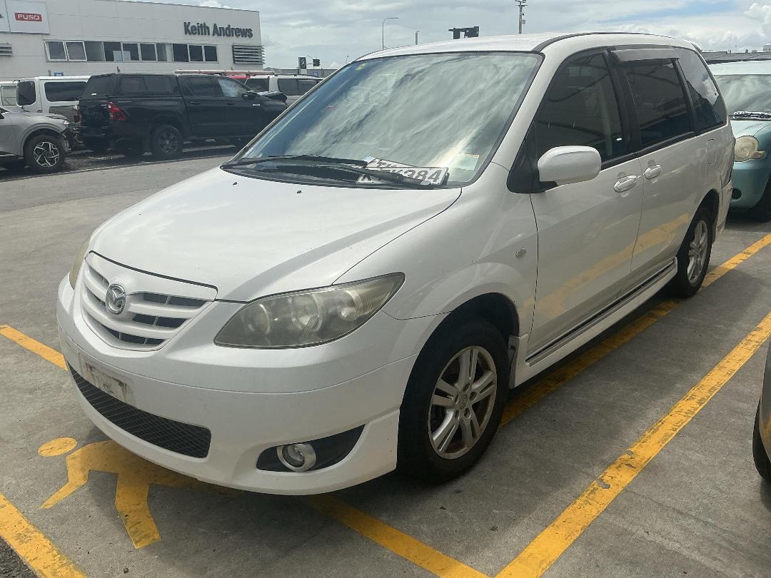 Photo '7' of Mazda MPV Photo '7' of Mazda MPV