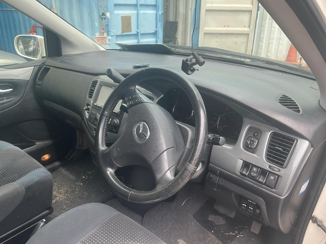 Photo '21' of Mazda MPV Photo '21' of Mazda MPV