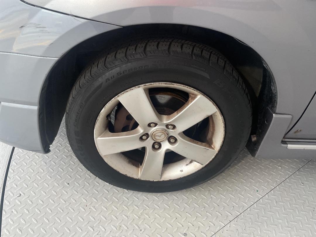 Photo '10' of Mazda MPV