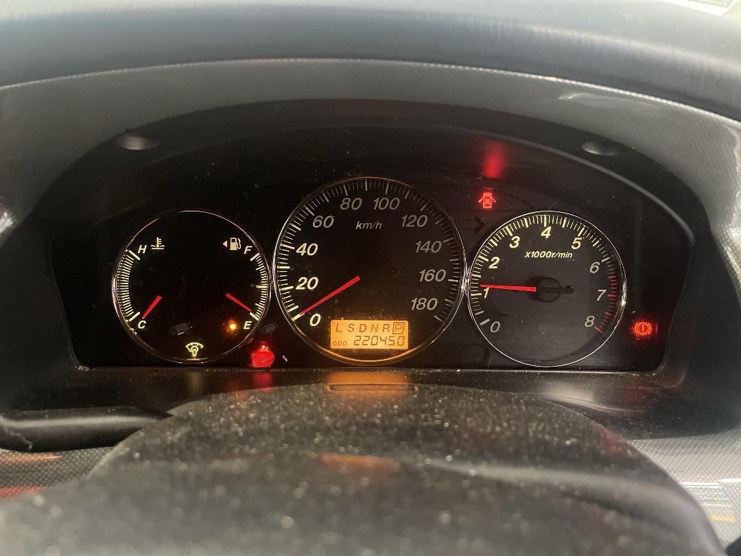 Photo '21' of Mazda MPV