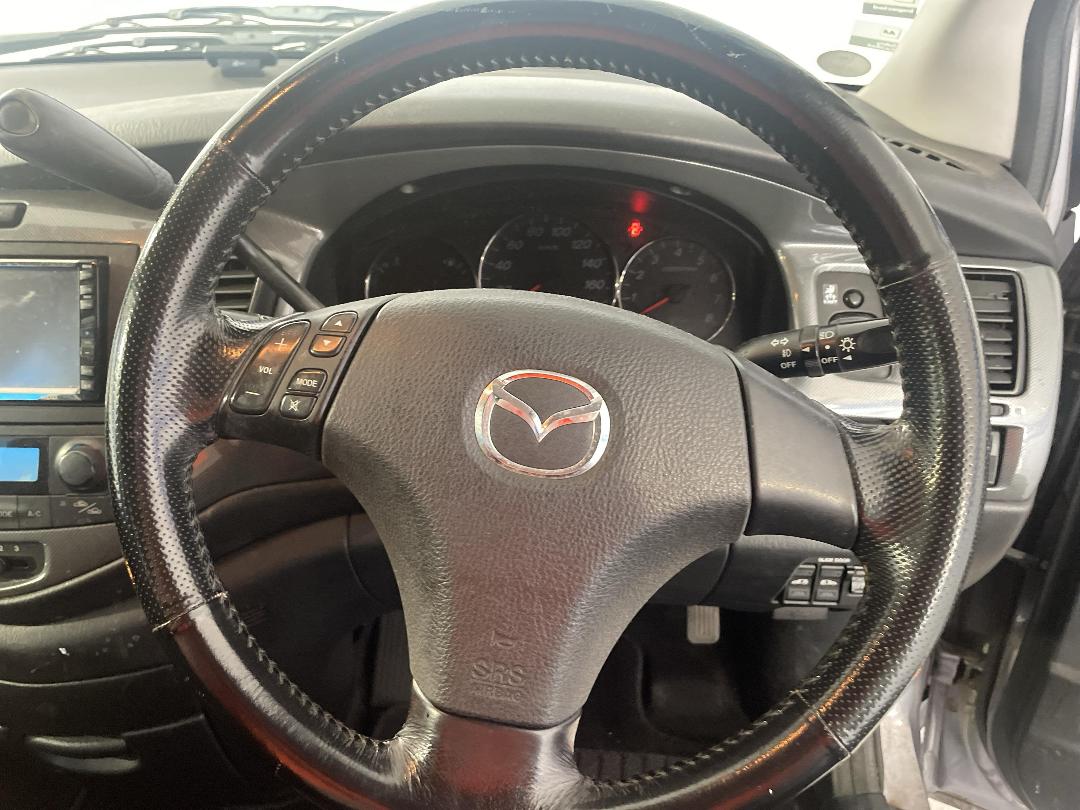 Photo '27' of Mazda MPV