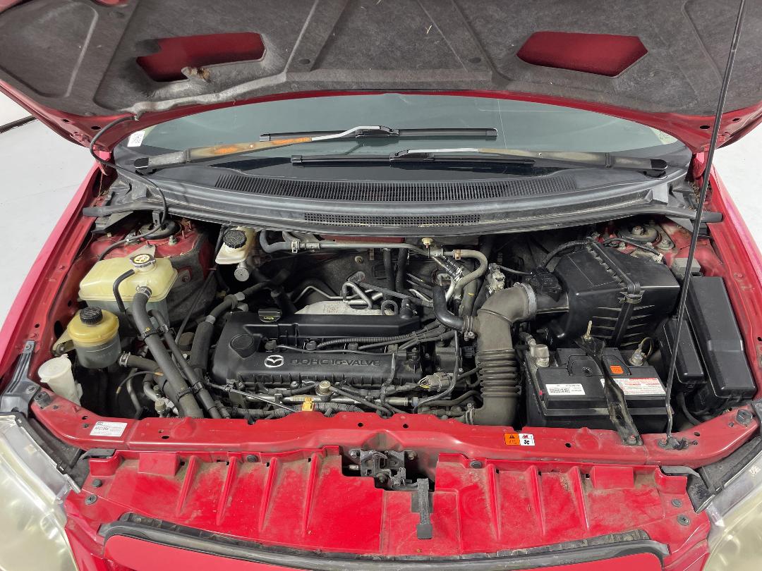 Photo '13' of Mazda MPV