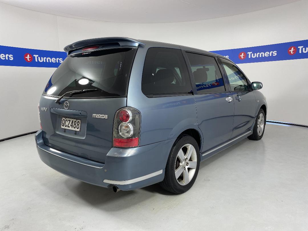 Photo '7' of Mazda MPV Photo '7' of Mazda MPV
