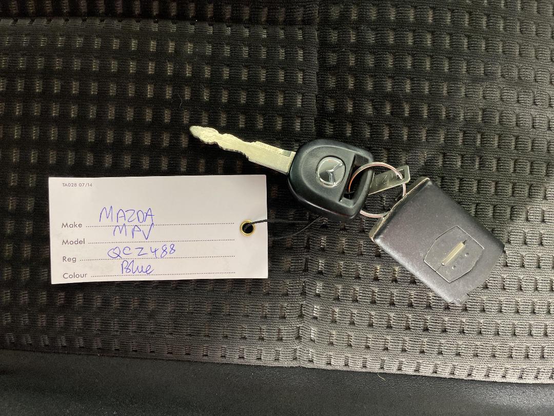 Photo '21' of Mazda MPV Photo '21' of Mazda MPV