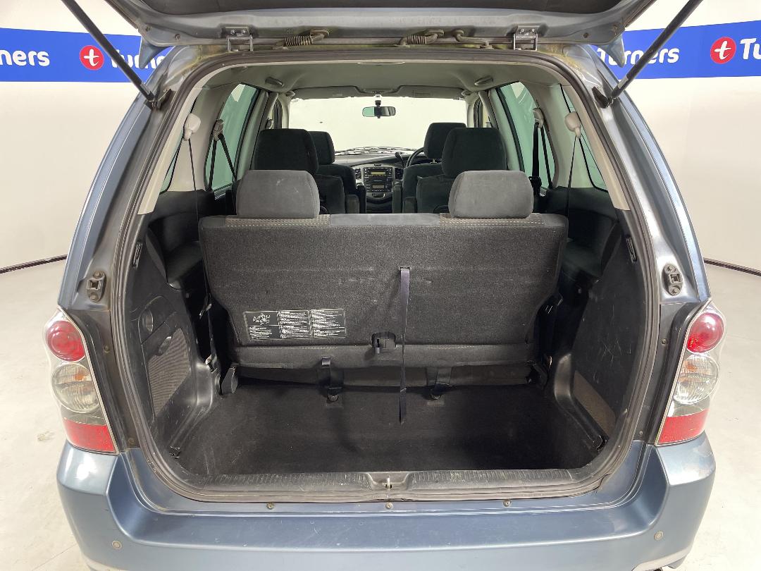 Photo '14' of Mazda MPV Photo '14' of Mazda MPV