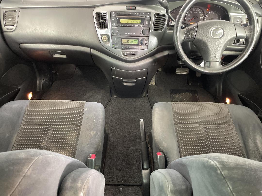 Photo '18' of Mazda MPV Photo '18' of Mazda MPV