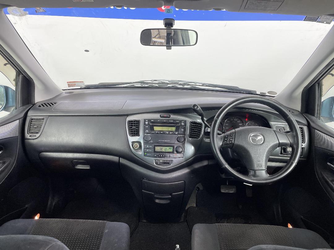 Photo '17' of Mazda MPV Photo '17' of Mazda MPV