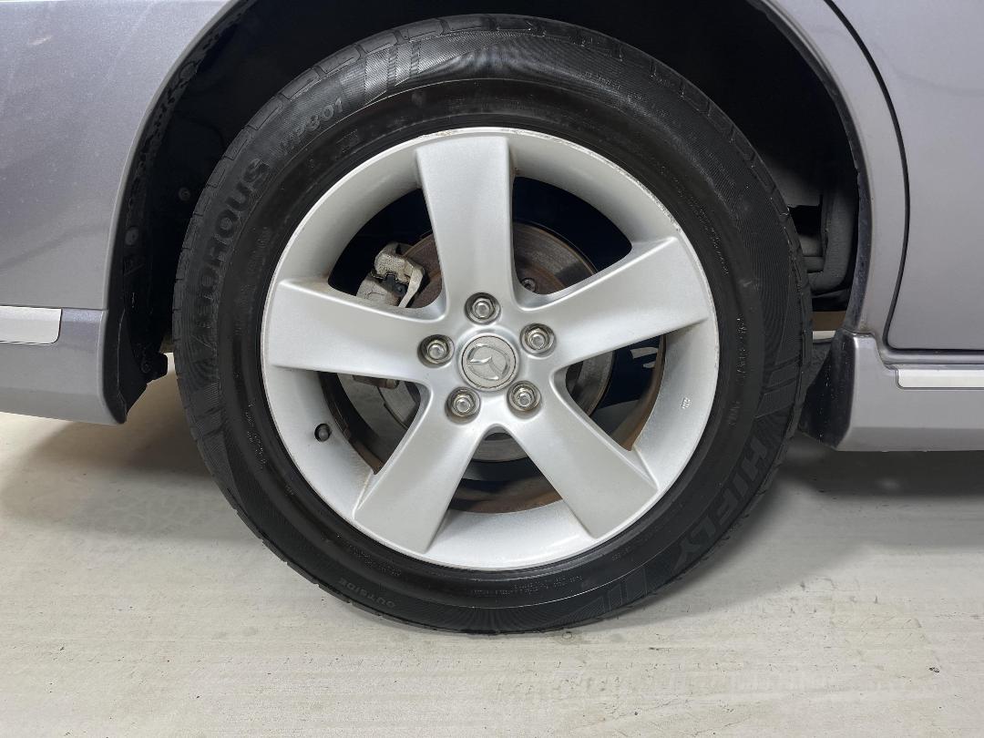 Photo '12' of Mazda MPV Photo '12' of Mazda MPV