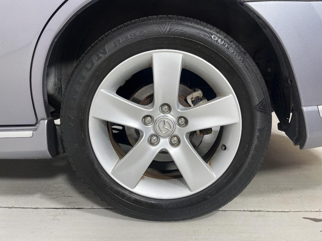 Photo '11' of Mazda MPV Photo '11' of Mazda MPV