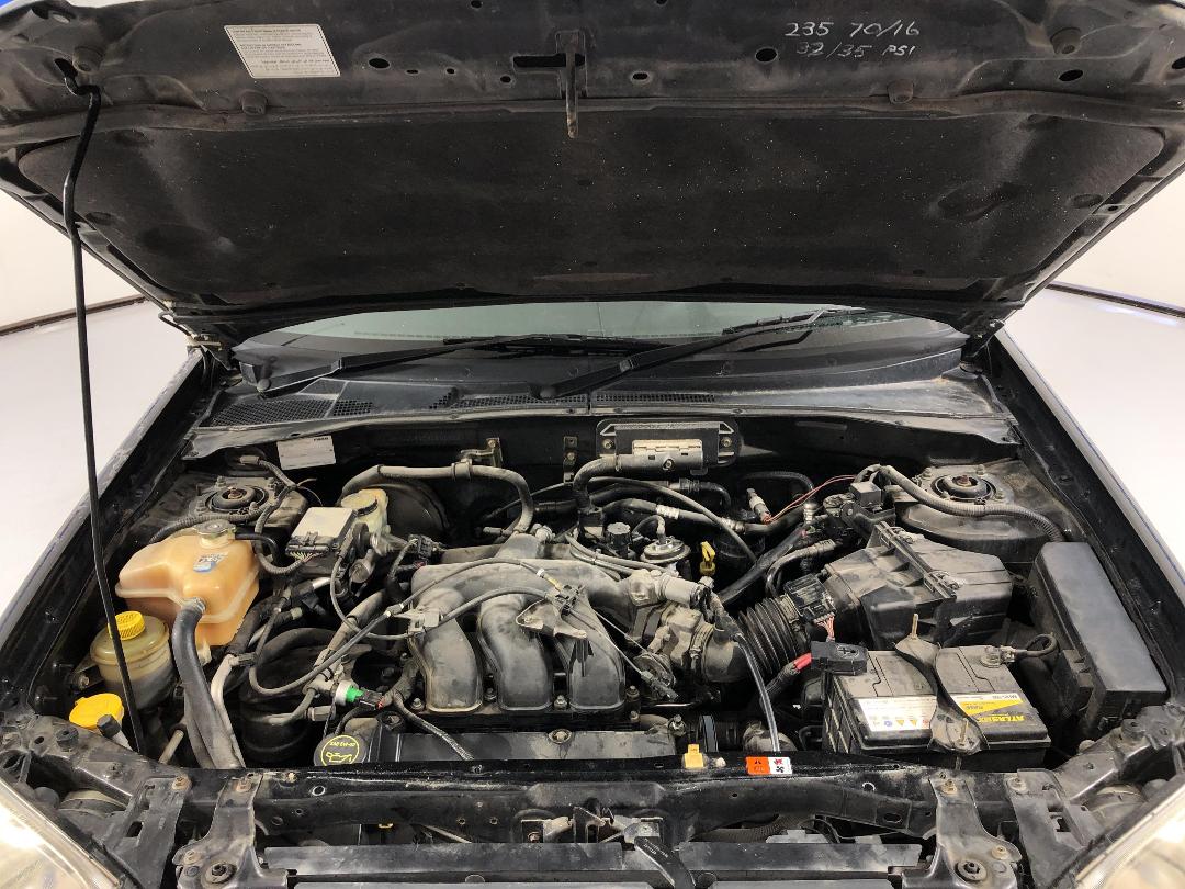 Photo '6' of Mazda Tribute SDX